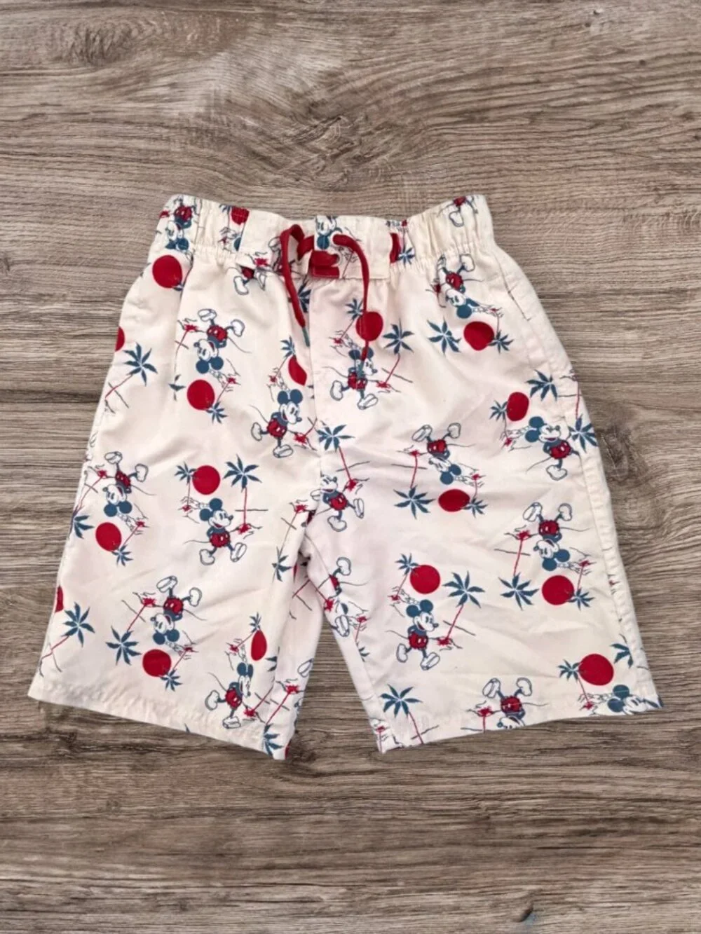 Junk Food Disney Mickey Mouse Rash Guard Swim Set Top Trunks Boys 8-10 M/L